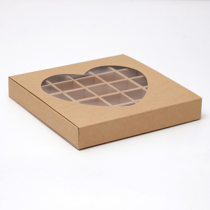 Коробка для конфет 25 шт.,с окном, 22х22х3.5 см., белая/крафт. (Россия)