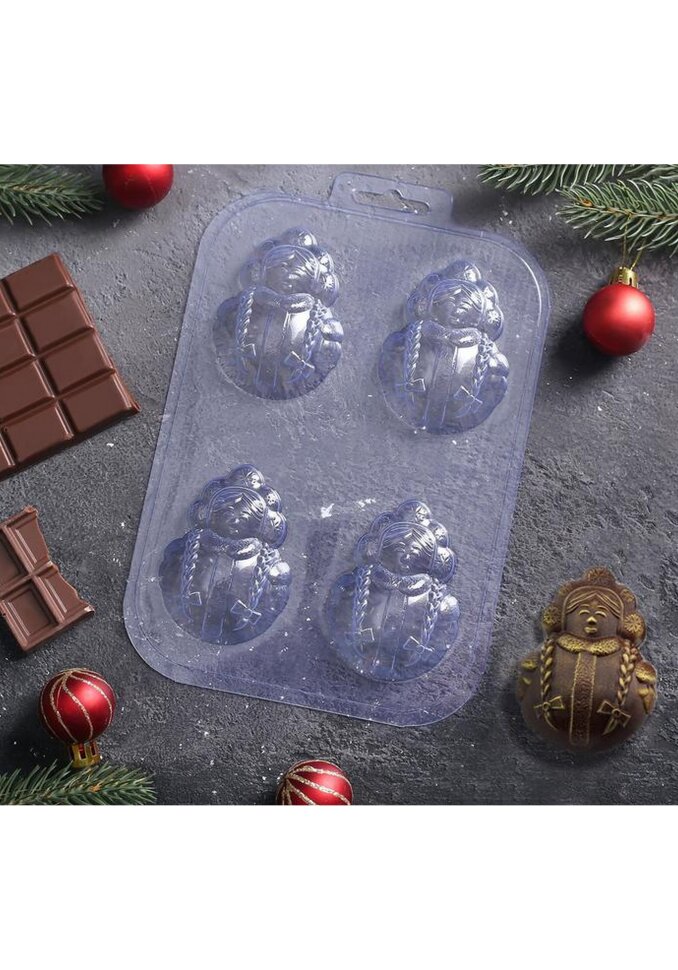 Форма пластиковая для шоколада и конфет «Мини снегурочка».(Россия)(3526)