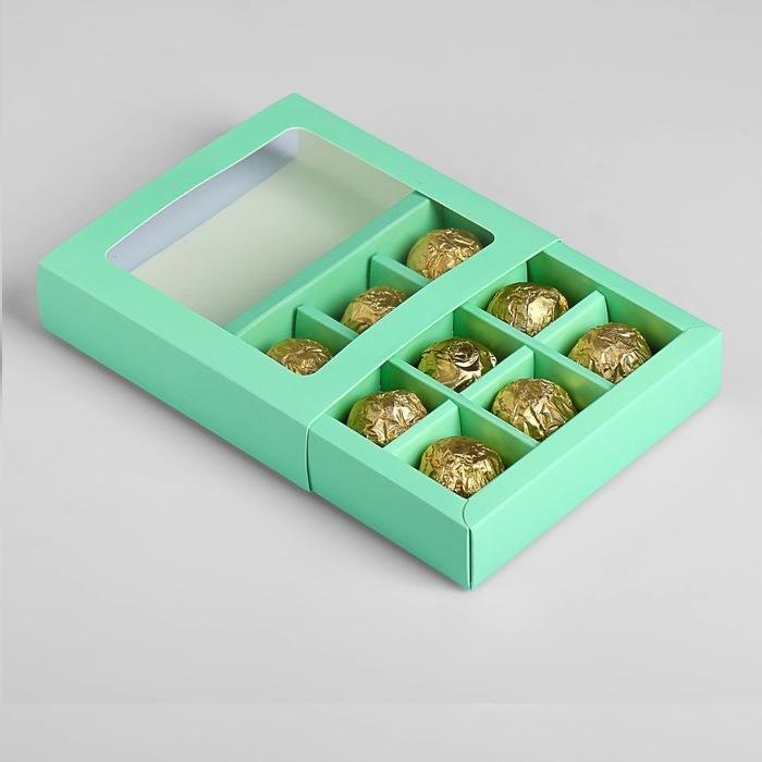 Коробка под 9 конфет, 14.5х14.5х3.5 см., цвета в ассортименте. (Россия)