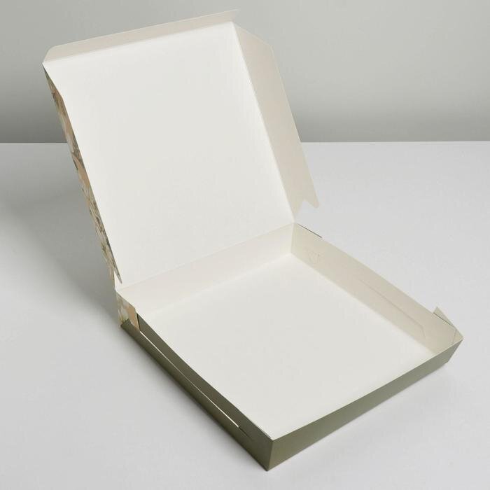 Коробка складная «With love», 25 × 25 × 4,5 см.(Россия)(0230)