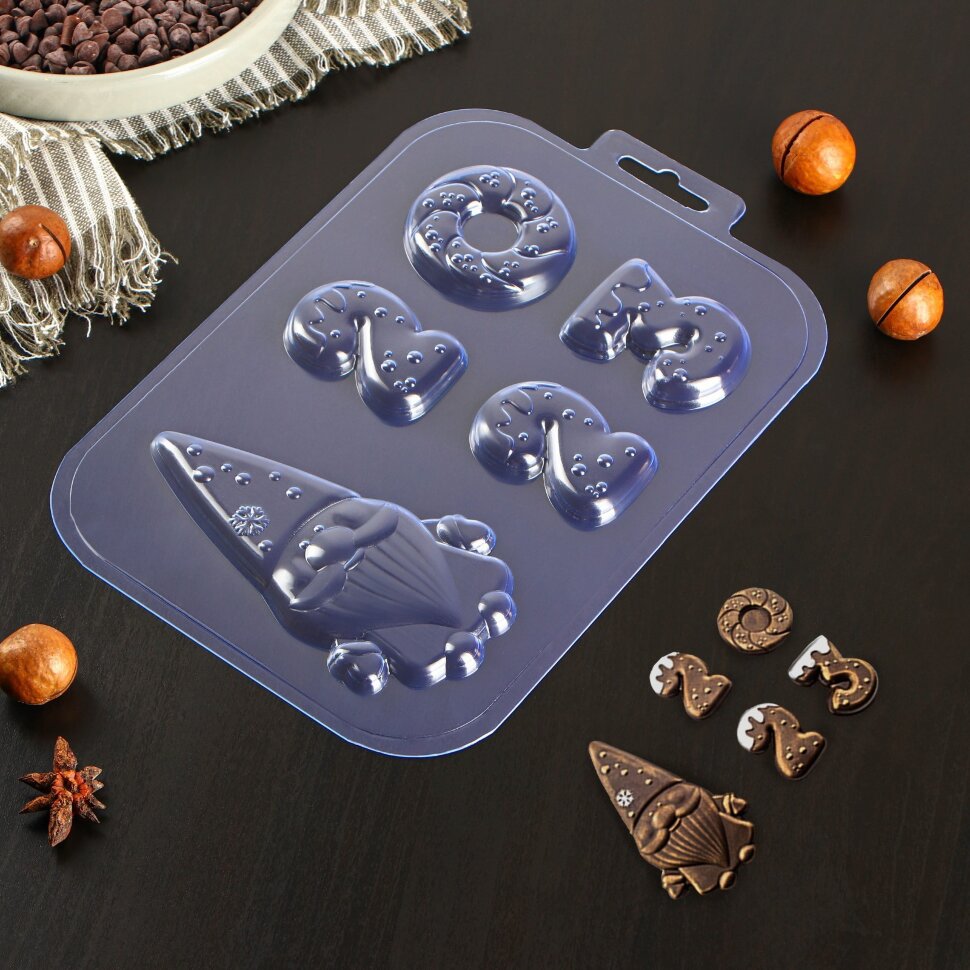 Форма пластиковая для шоколада и конфет «Дед Мороз 2023».(Россия)(9701)