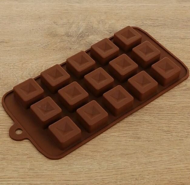 Форма силиконовая для шоколада "Шоколадные конфеты", 15 ячеек. (Китай) (6065)