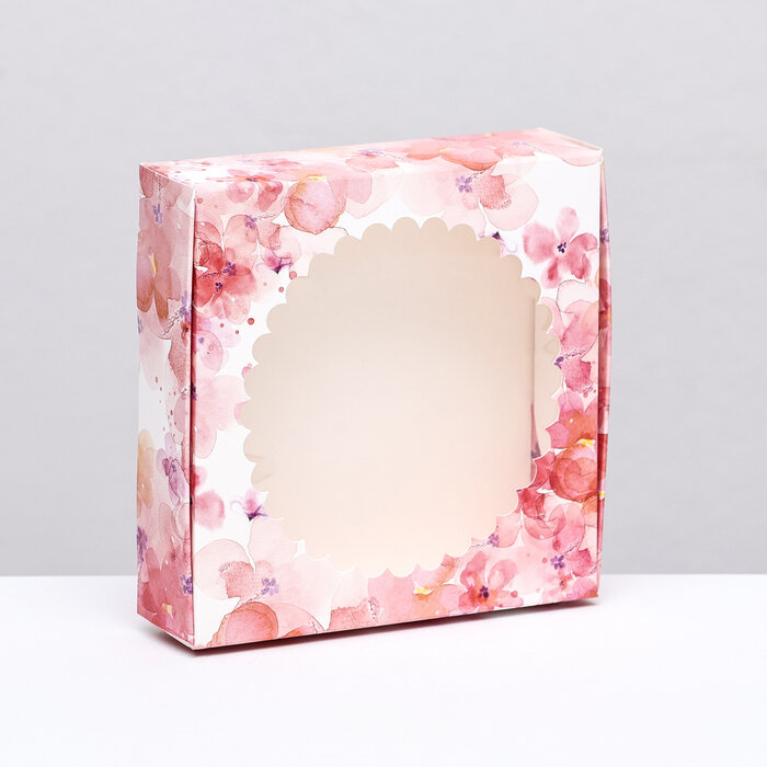 Подарочная коробка сборная с окном " Цветы розовые ", 11,5 х 11,5 х 3 см.(Россия)(0509)
