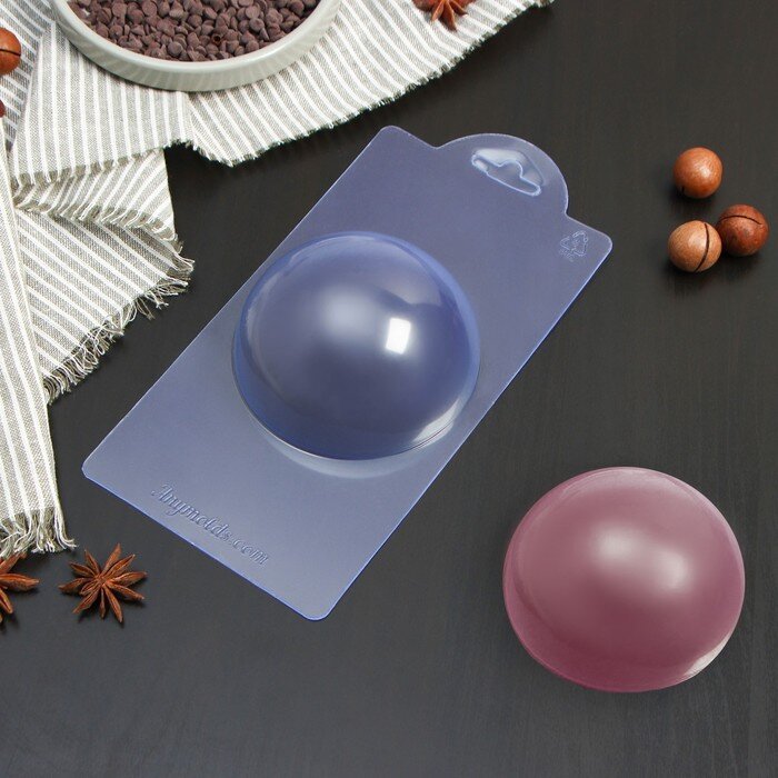 Форма для шоколада и конфет пластиковая «Полусфера для шоколада», 10×10×5 см.(Россия)(8089)