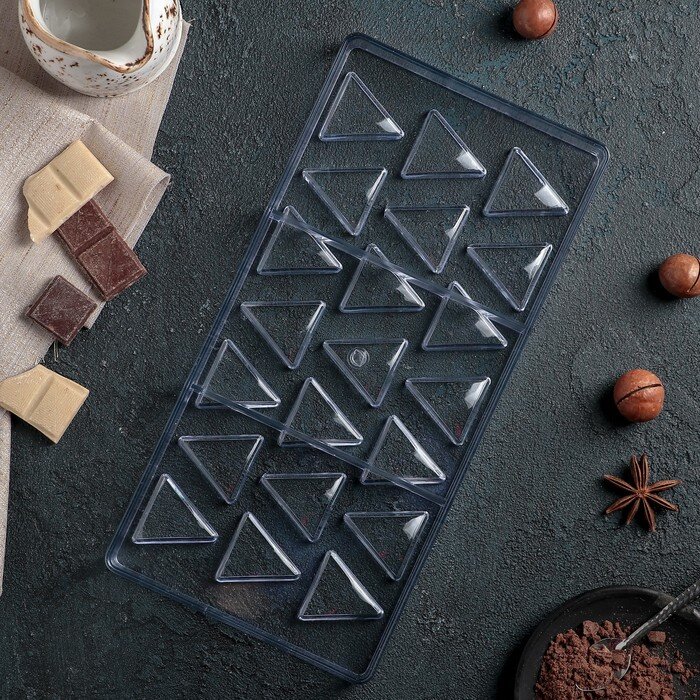 Форма поликарбонатная для шоколада "Треугольник", 21 ячейка. (Китай) (6500)