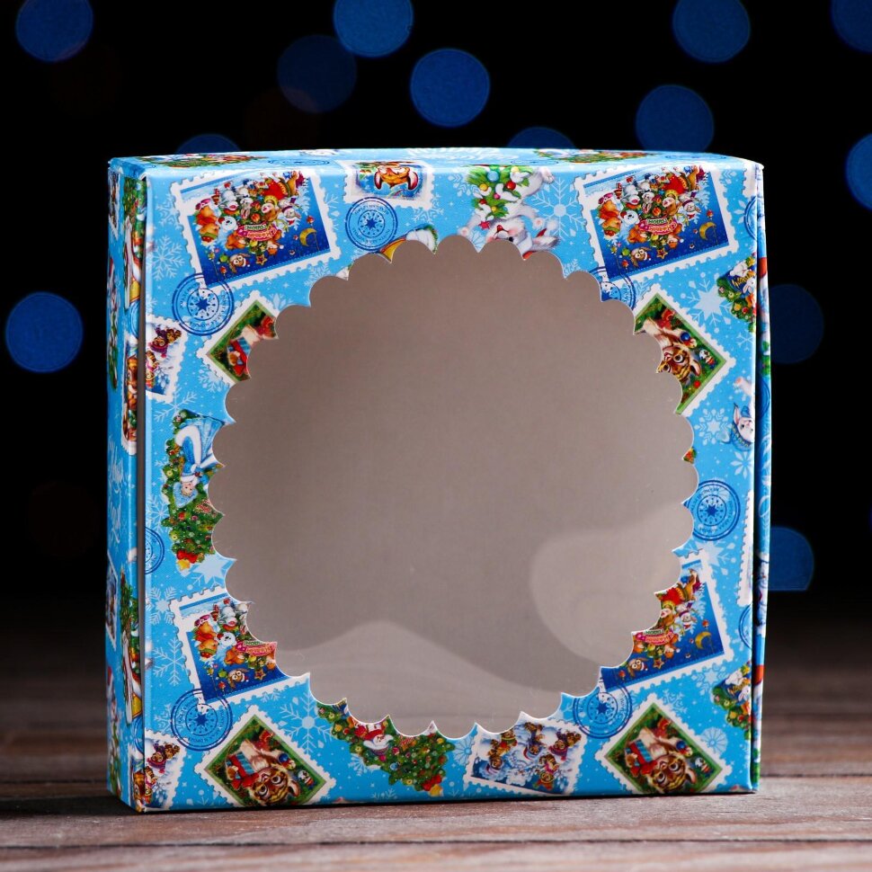 Подарочная коробка с окном "Новогодние забавы", 11,5 х 11,5 х 3 см.(Россия)