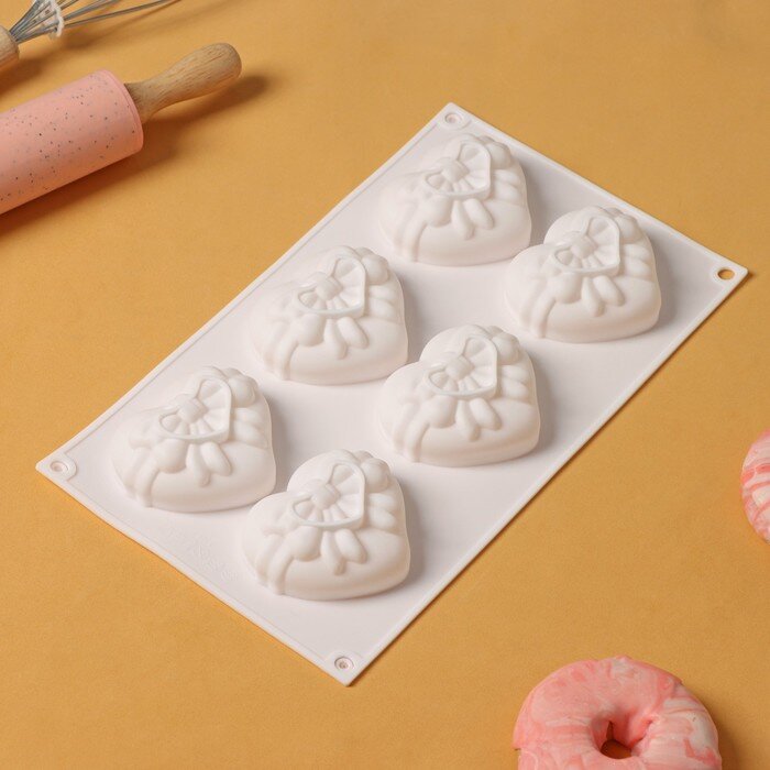 Форма силиконовая для выпечки и муссовых десертов «Сердце с бантом».(Китай)(4112)