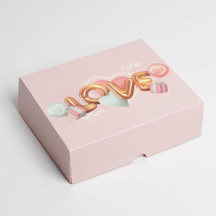 Коробка для кондитерских изделий «Love», 17 × 20 × 6 см.(Россия)(0219)